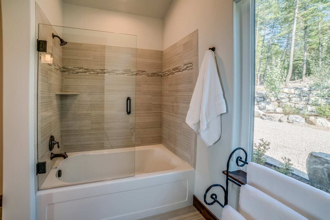 Shower & Tub Installation in Clearfield